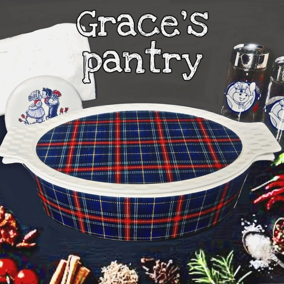 Porcelain oven safe baker/ casserole